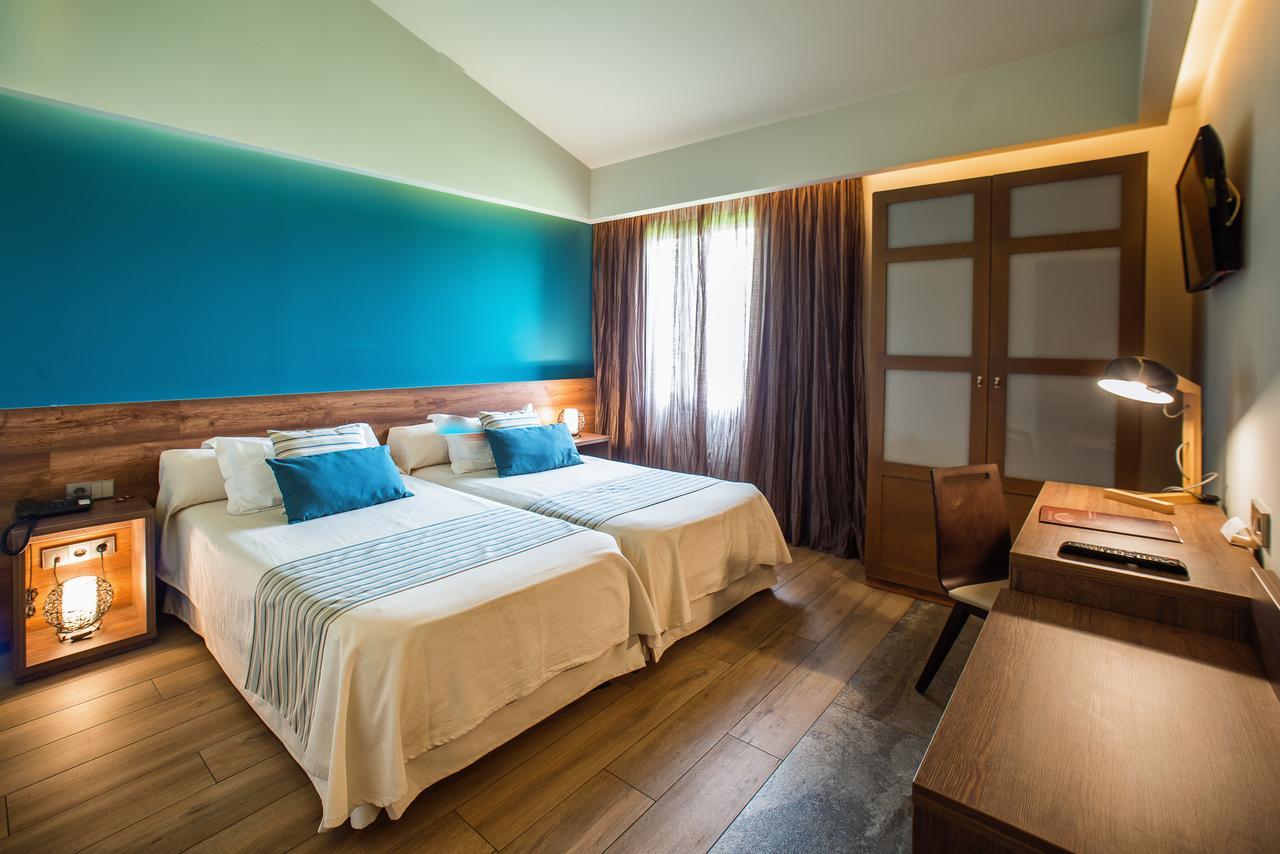 Hotel Venta Banos Campos del Rio Exterior photo